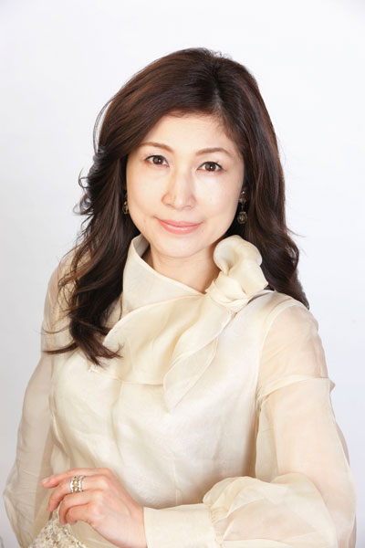 鵜居由記衣