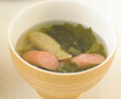 野沢菜漬とソーセージのスープ